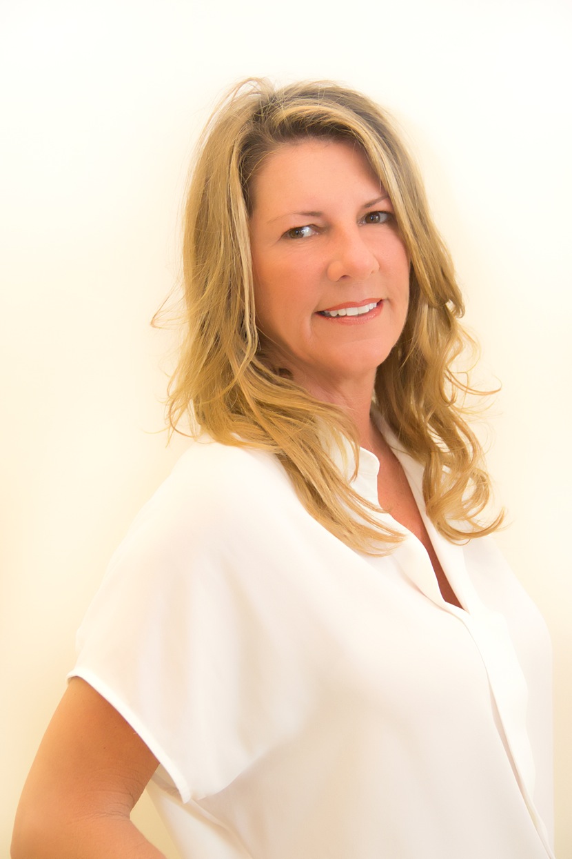 Nationally Recognized Real Estate Agent, Carol Sollak Joins Engel